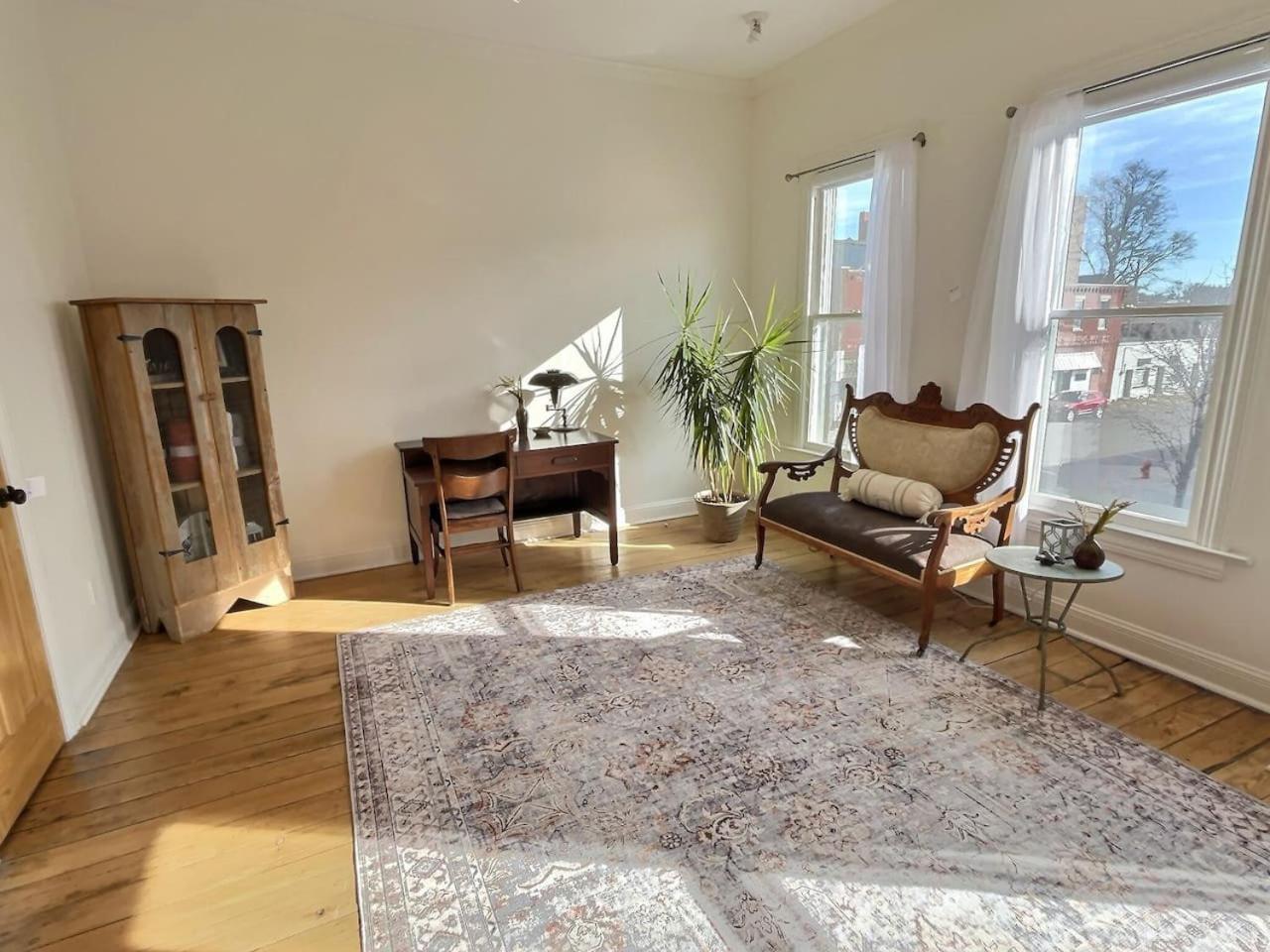 R And R Guest House Moberly Buitenkant foto